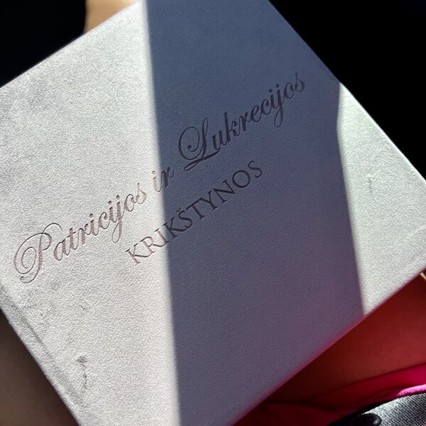 Graviruotas fotoalbumas